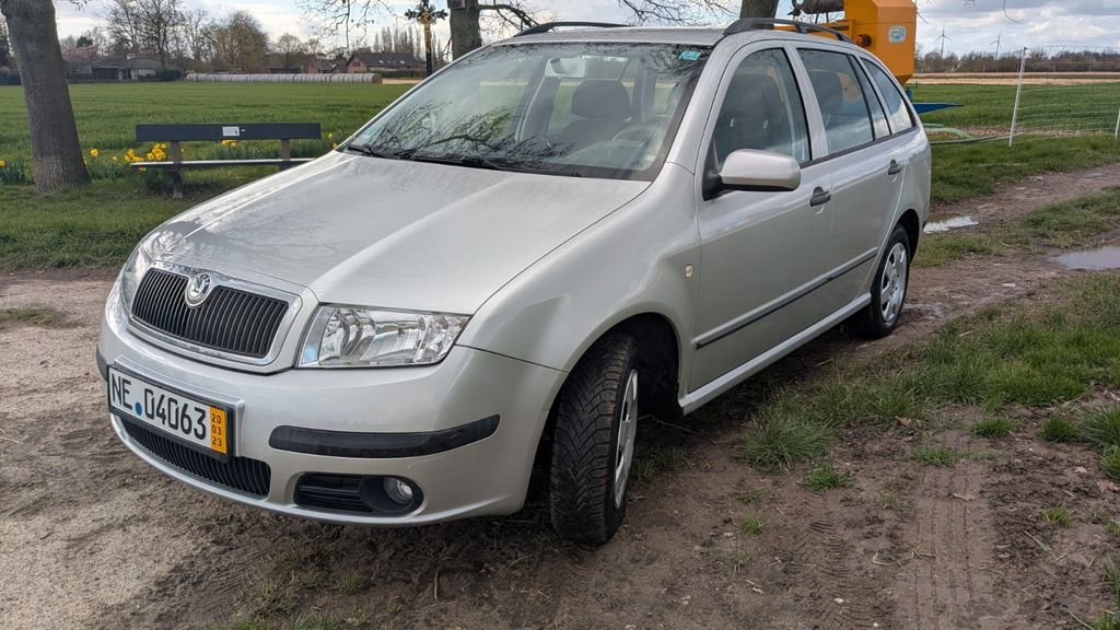 Skoda Fabia 195.000 km 1.500 &euro; Grevenbroich 41516