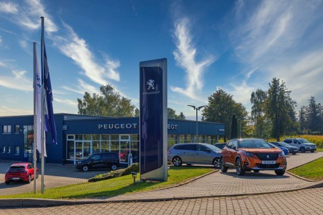 Peugeot 308 32.360 km 21.100 &euro; Meißen 01662