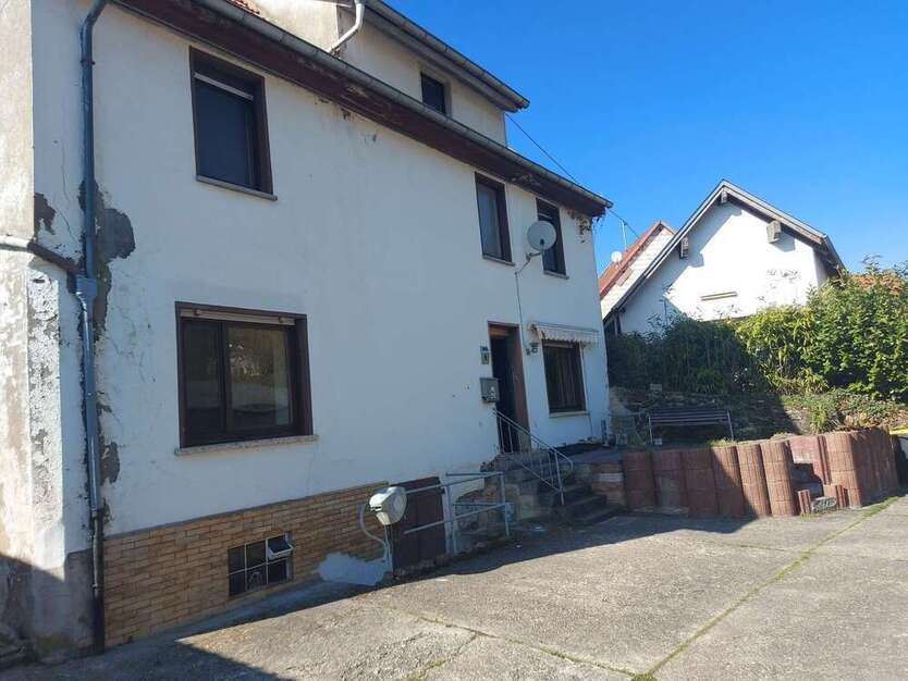 Haus zum Kaufen in Schloßböckelheim 89.000 € 100 m²