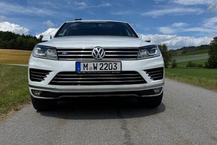 VW Touareg 208.000 km 17.900 &euro; Büchlberg 94124