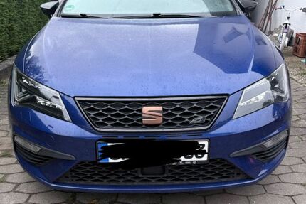 Seat Leon 105.000 km 22.999 € Wiesenfelden 94344