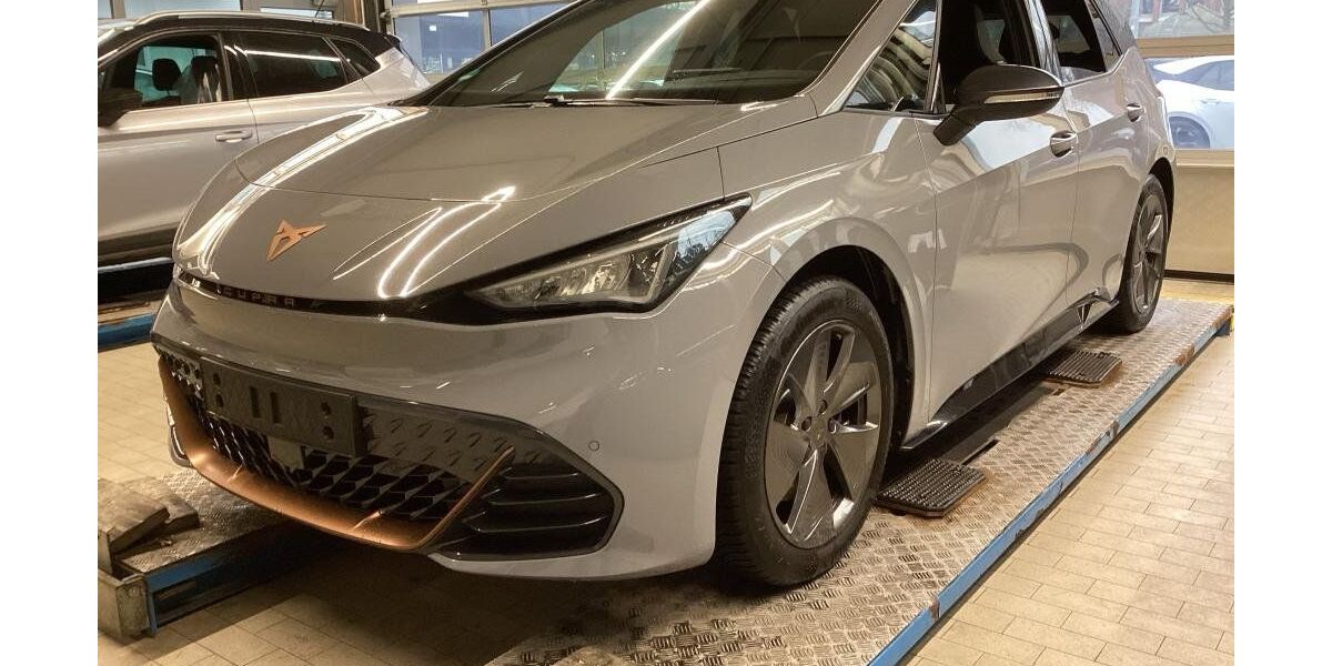 Cupra Born 31.700 km 24.930 &euro; Aach 78267