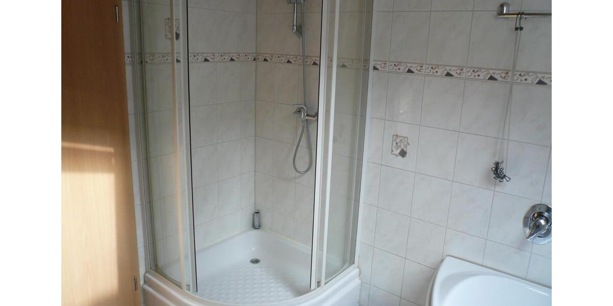 Etagenwohnung Poppenricht - 4 Zimmer, 102 m&sup2;, 600&euro; | Angebot:26413793