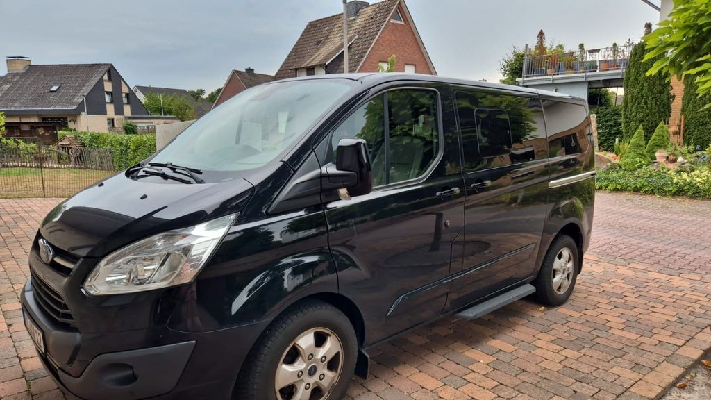 Ford Tourneo Custom 110.500 km 22.999 &euro; Ibbenbüren 49479