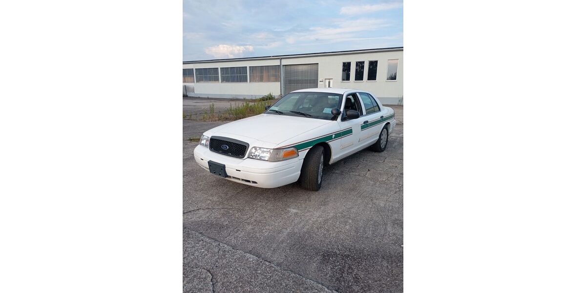 Ford Crown 253.000 km 11.111 &euro; Bischweier 76476