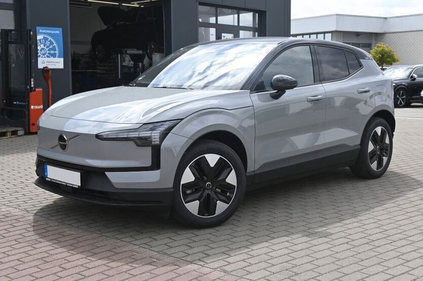 EX30
