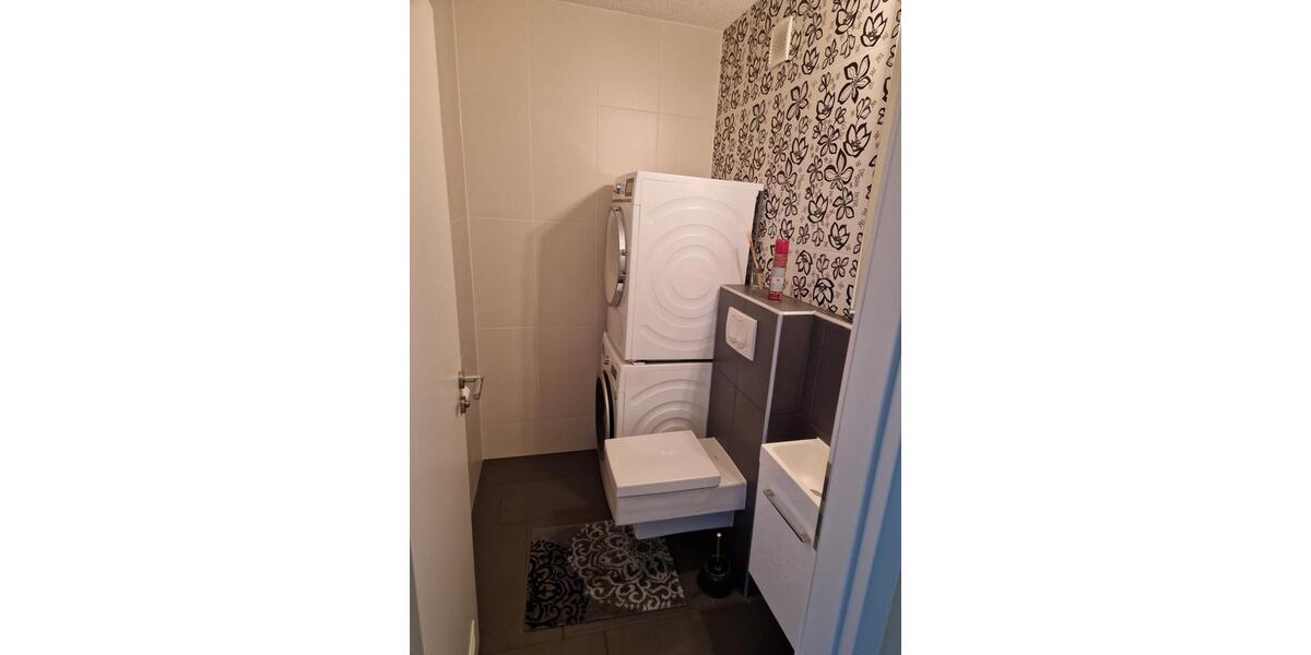 Etagenwohnung Villingen-Schwenningen Schwenningen - 4.5 Zimmer, 105 m&sup2;, 300.000&euro; | Angebot:27020633