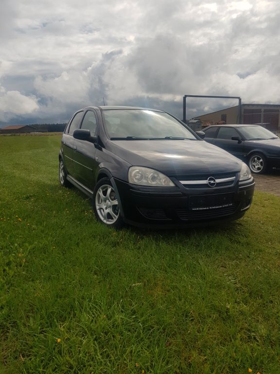Opel Corsa 197.000 km 2.200 € Merkendorf 91732