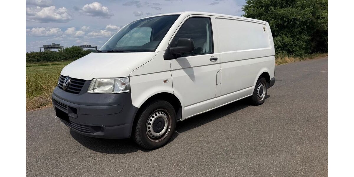 VW T5 Transporter 144.000 km 6.700 &euro; Rodenbach 63517