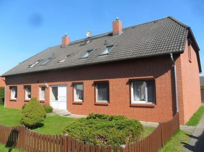 Sonnige 3-Zi-EG-Whg mit Terrasse, 4-Familienhaus, Garage inklusiv 3 zimmer