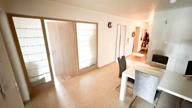 Etagenwohnung Balingen - 4 Zimmer, 120 m&sup2;, 1.200&euro; | Angebot:26399996
