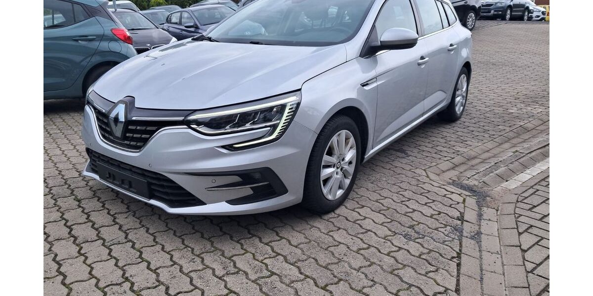 Renault Megane 68.500 km 15.499 &euro; Vierlinden OT Diedersdorf 15306