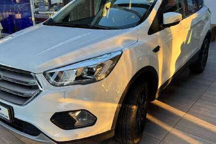 Ford Kuga 69.000 km 19.300 &euro; Burgwald 35099