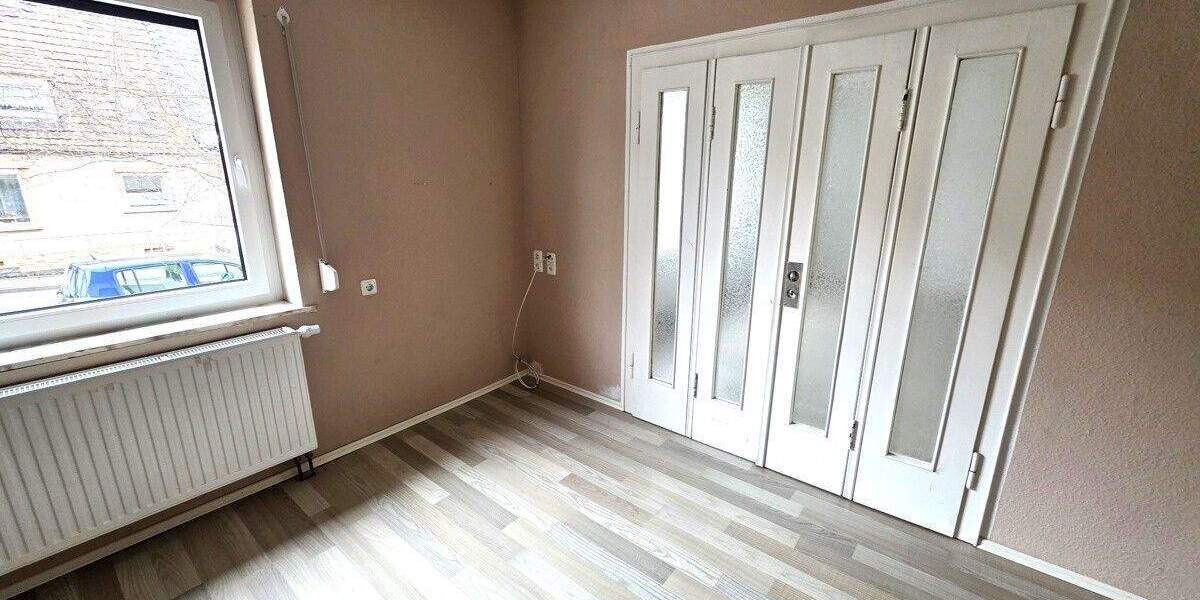 Mehrfamilienhaus, Wohnhaus Vellmar / Frommershausen Frommershausen - 6 Zimmer, 132 m&sup2;, 299.000&euro; | Angebot:25276828