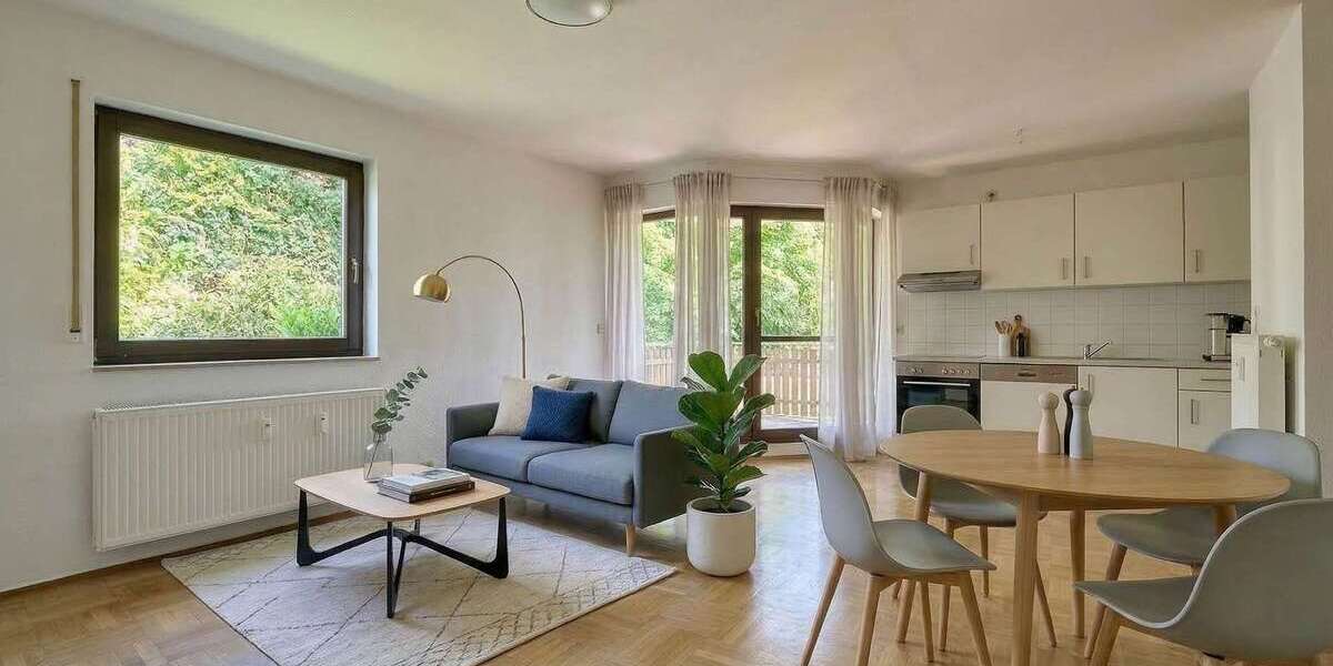 Etagenwohnung Glauchau - 2 Zimmer, 51 m&sup2;, 55.000&euro; | Angebot:27162860