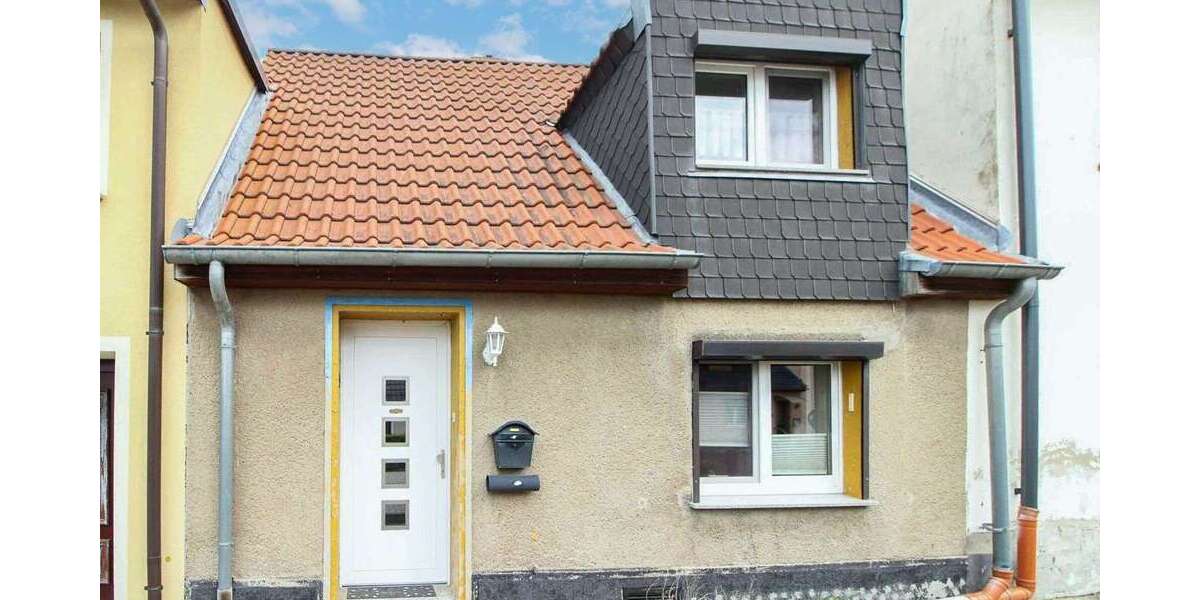 Haus zum Kaufen in Bernburg (Saale) 39.000 € 66.1 m² 3 zimmer