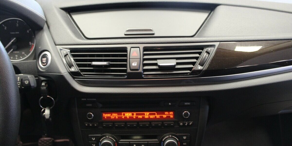 BMW X1 sDrive 18d xLine - WENIG KM - 47.500 km 14.980 &euro; Euskirchen 53881