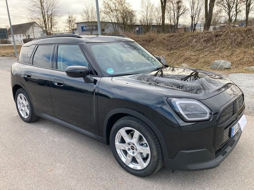 Cooper E Countryman