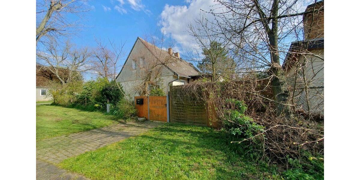 Einfamilienhaus Zossen - 5 Zimmer, 100 m&sup2;, 75.000&euro; | Angebot:26916810