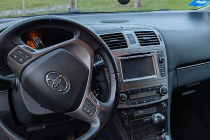 Toyota Avensis 186.960 km 8.850 &euro; Buttenwiesen 86647