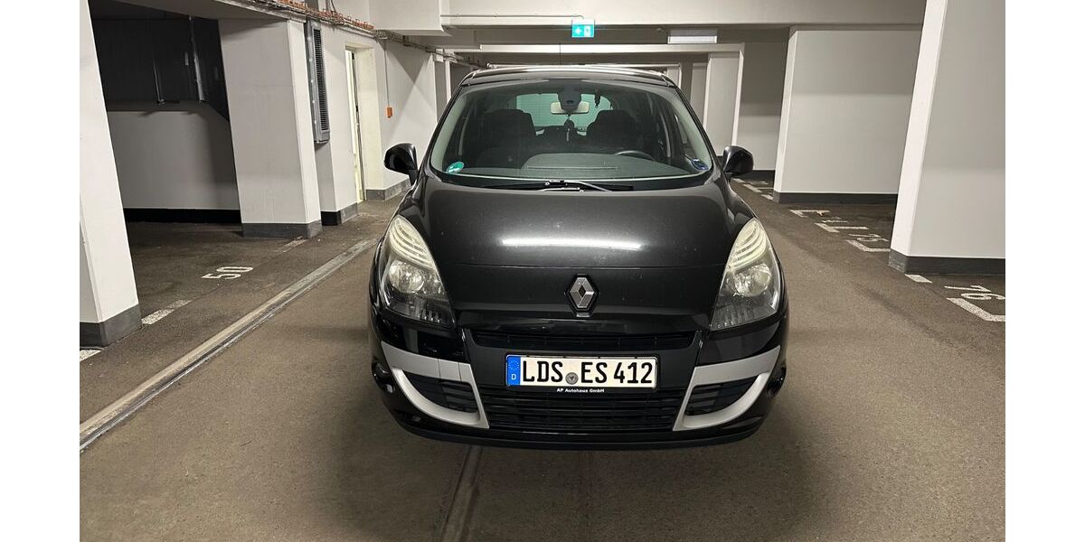 Renault Scenic 140.000 km 4.499 &euro; Schönefeld 12529