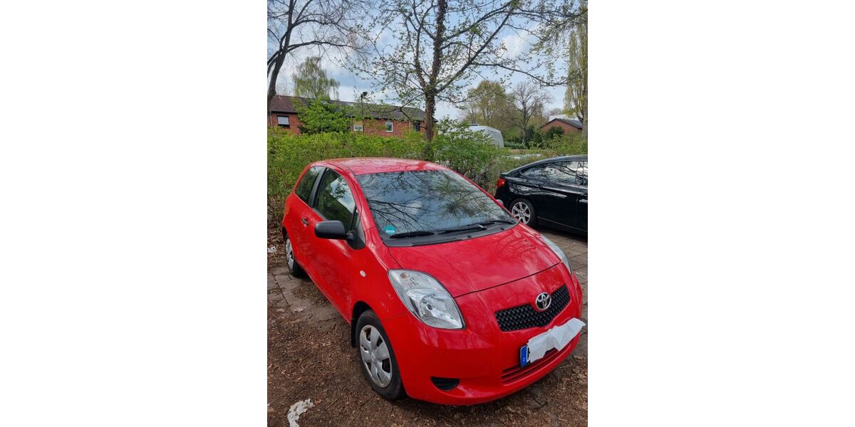 Toyota Yaris 119.000 km 1.600 &euro; Hamburg 22179