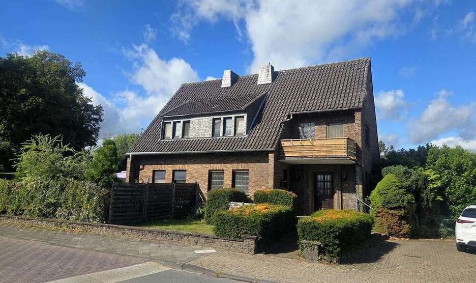 Haus zum Kaufen in Rheinberg 603.000 € 323 m²