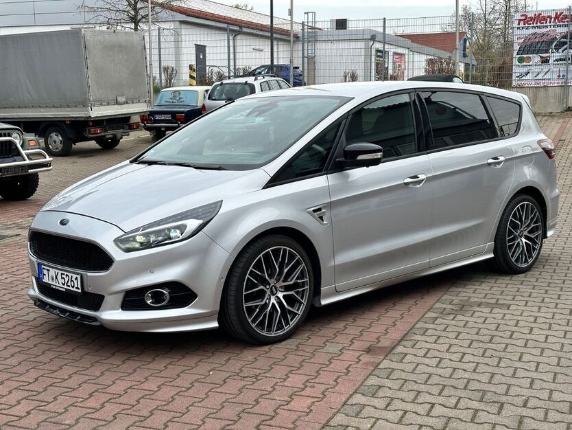 Ford S-Max 181.000 km 15.999 € Frankenthal 67227