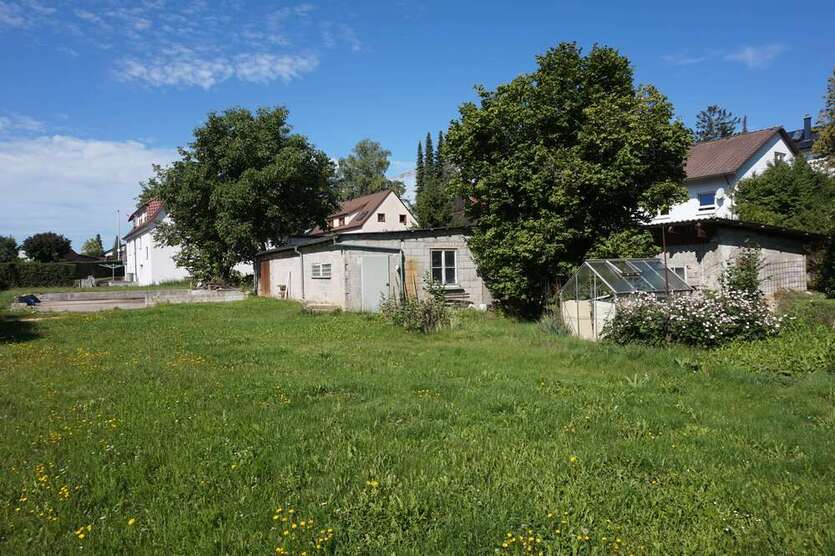 Grundstück zu verkaufen in Aldingen 220.000 € 1300 m² zimmer