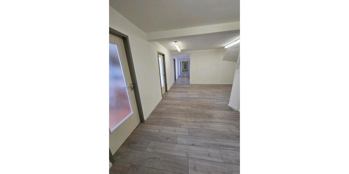 Gewerbeobjekt Saarbrücken Dudweiler - 200&euro; | Angebot:26368355
