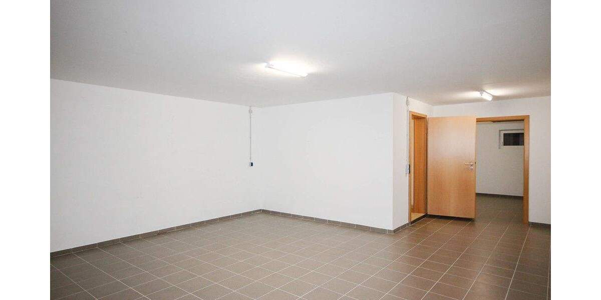Doppelhaushälfte Düsseldorf Wittlaer - 5 Zimmer, 133 m&sup2;, 2.600&euro; | Angebot:23790209