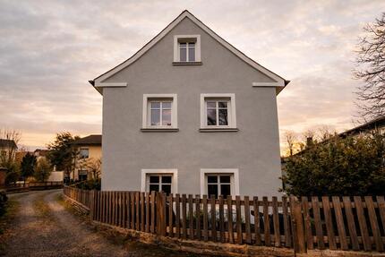 Haus Rehau - 4 Zimmer, 105 m&sup2;, 680&euro; | Angebot:26265862