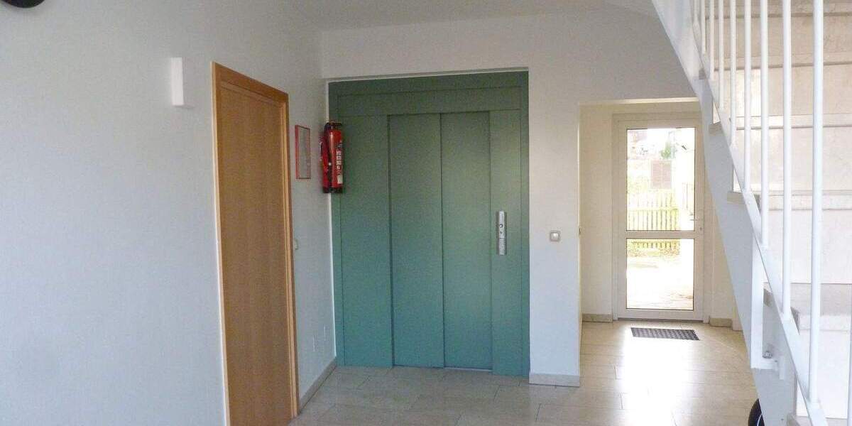 Etagenwohnung Bad Kötzting Kötzting - 3 Zimmer, 90 m&sup2;, 315.000&euro; | Angebot:25773086