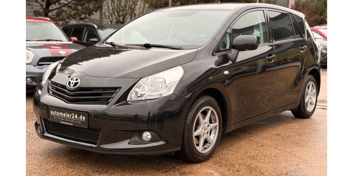 Toyota Verso 91.842 km 11.990 &euro; Erlangen 91056