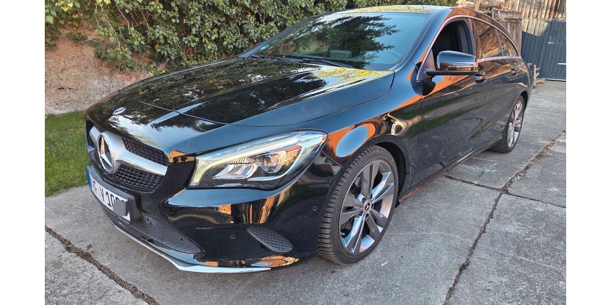 Mercedes-Benz CLA 200 Shooting Brake 88.400 km 17.900 &euro; Artern 06556