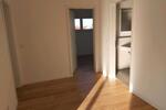 Etagenwohnung Heßdorf - 3 Zimmer, 110 m&sup2;, 1.400&euro; | Angebot:26384782