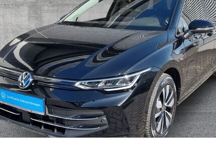 VW Golf 18.178 km 30.820 &euro; Halle (Saale) 06110