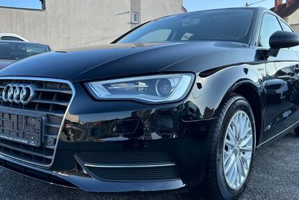 Audi A3 128.921 km 11.590 &euro; Saarbrücken 66117