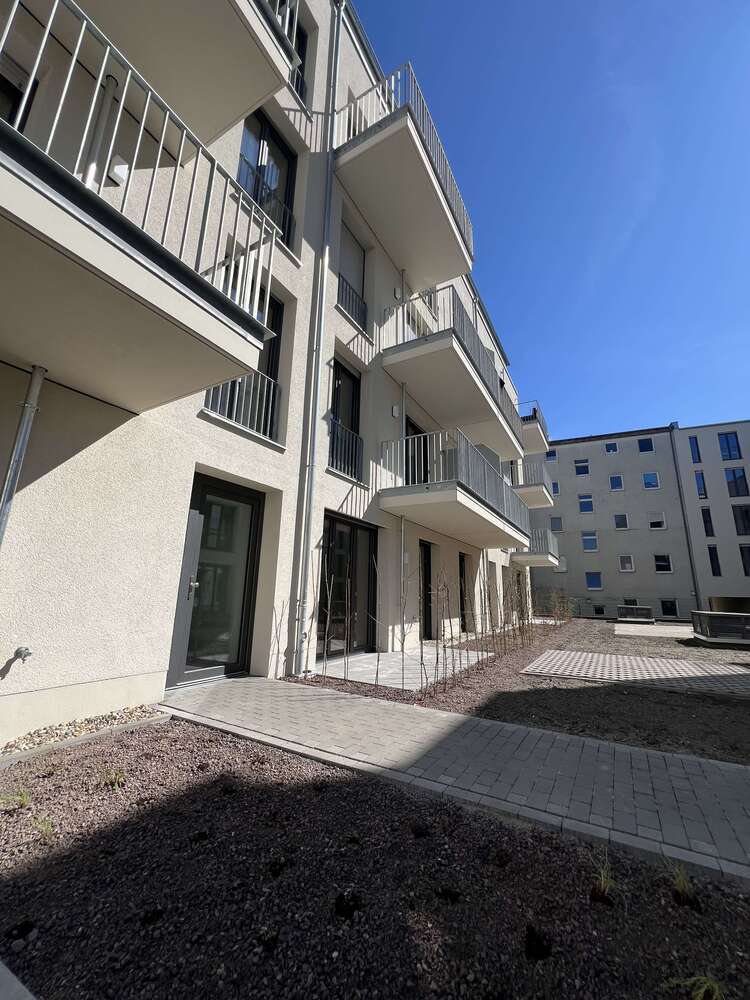 Wohnung zum Mieten in Magdeburg 1.034 € 83 m²