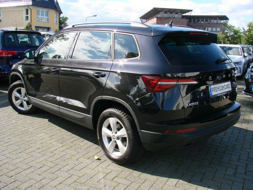Skoda Karoq 2.0TDi Style 4x4 ACC Navi Kamera 24.001 km 29.980 € Falkensee 14612