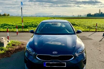 Kia ceed / Ceed 52.200 km 14.500 &euro; Mannheim 68163