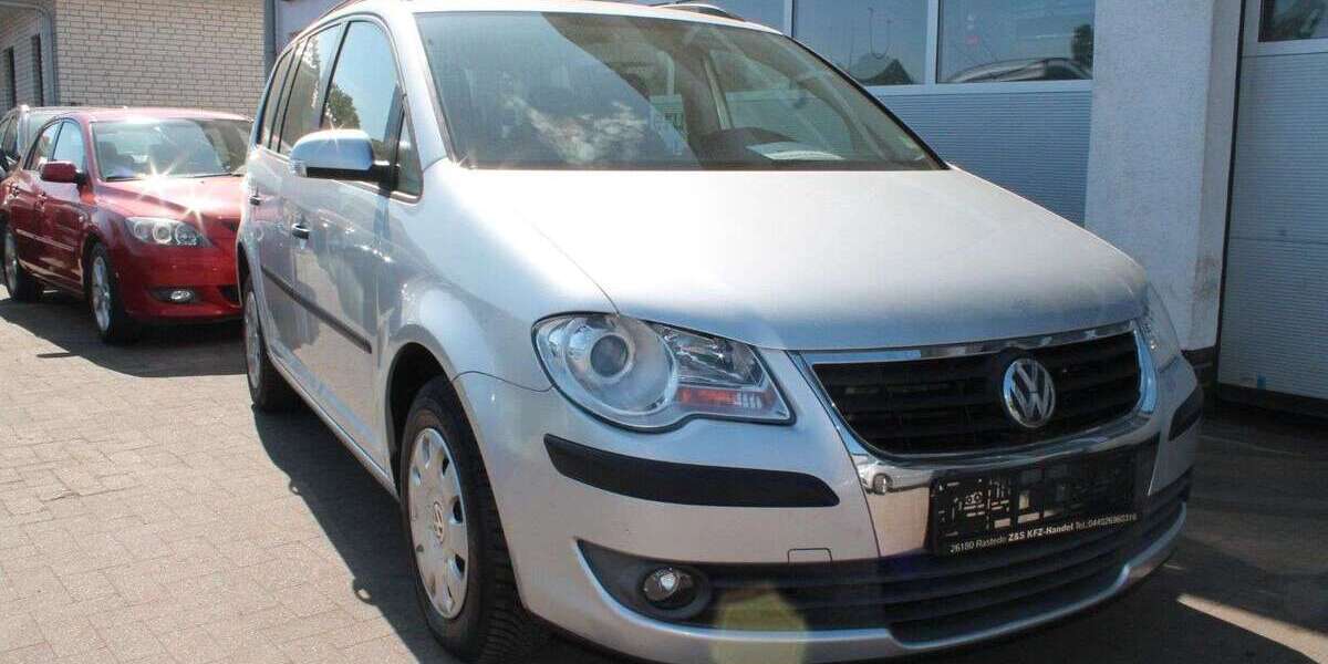 VW Touran 227.470 km 4.444 &euro; Rastede 26180