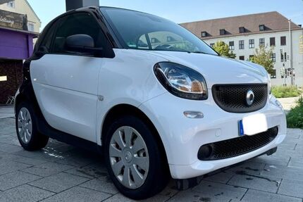 Smart ForTwo 32.000 km 12.600 € Aschheim 85609