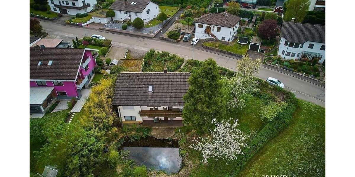 Mehrfamilienhaus, Wohnhaus Müllheim - 9 Zimmer, 240 m&sup2;, 560.000&euro; | Angebot:26410150