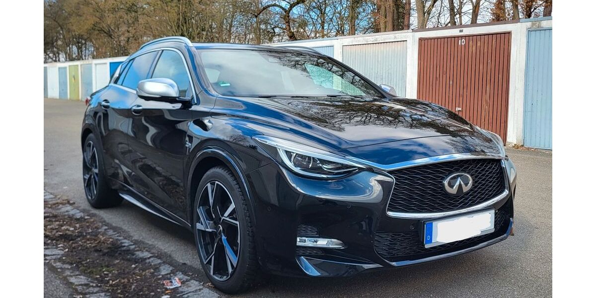 INFINITI Q30 59.600 km 17.500 &euro; Nürnberg 90475