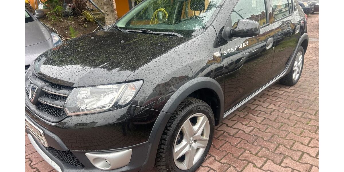 Dacia Sandero 210.000 km 4.400 &euro; zwickau 08064