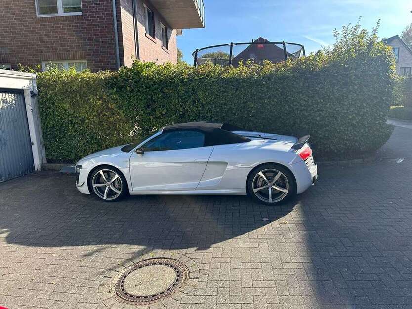 Audi R8 22.300 km 132.000 € Hamburg 22525