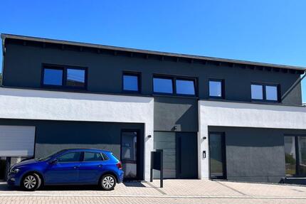 Haus Idar-Oberstein Oberstein - 2 Zimmer, 81 m&sup2;, 880&euro; | Angebot:25412981