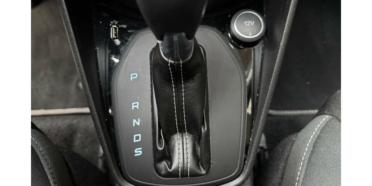 Ford Fiesta Titanium Kam Temp SHZ WR EU6 TOPAUSSTATTUNG 82.000 km 12.750 &euro; Erftstadt 50374