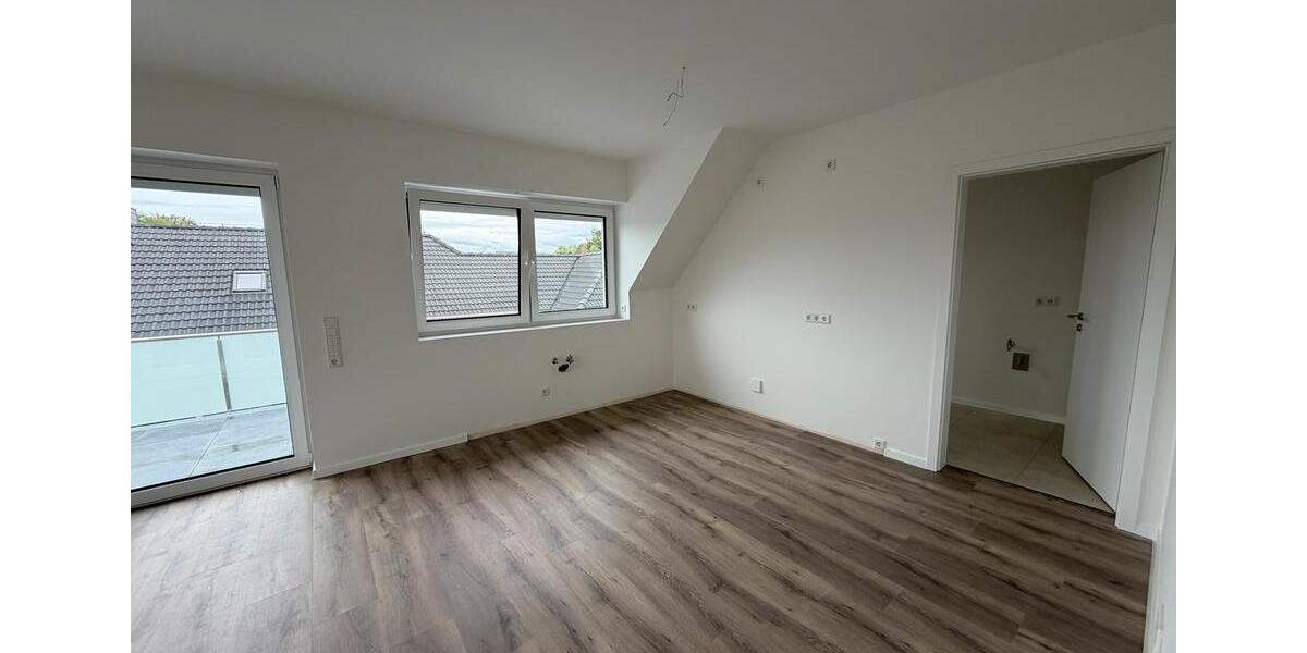 Dachgeschoßwohnung Rastede - 3 Zimmer, 73 m&sup2;, 318.000&euro; | Angebot:27166850
